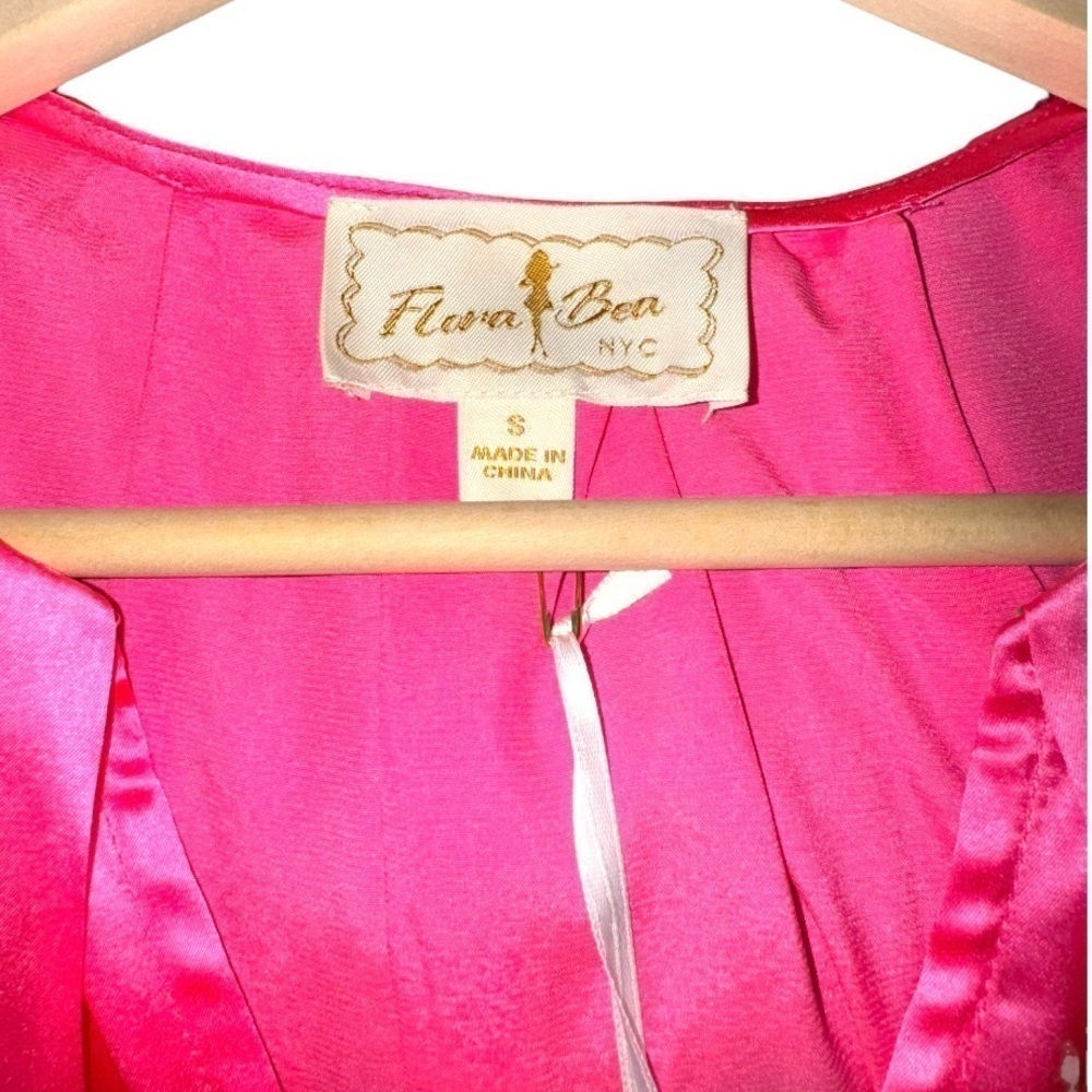 Flora Bea Neriah Silk Charmeuse‎ Blouse  Size Small  Color Pink  NEW  MSRP $245 - Picture 6 of 8
